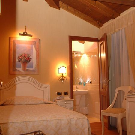Albergo Da Nando Mortegliano Exterior foto